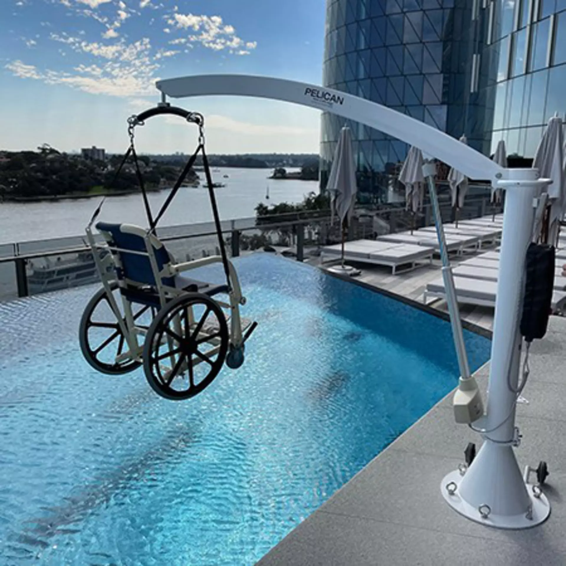 Para Mobility products, the Pelican Pool-Spa Hoist.