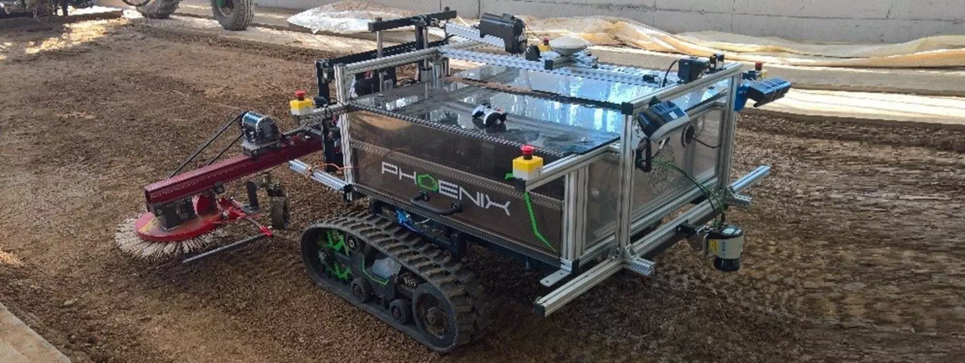 The eye-catcher - Phoenix robot with LINAK® technology