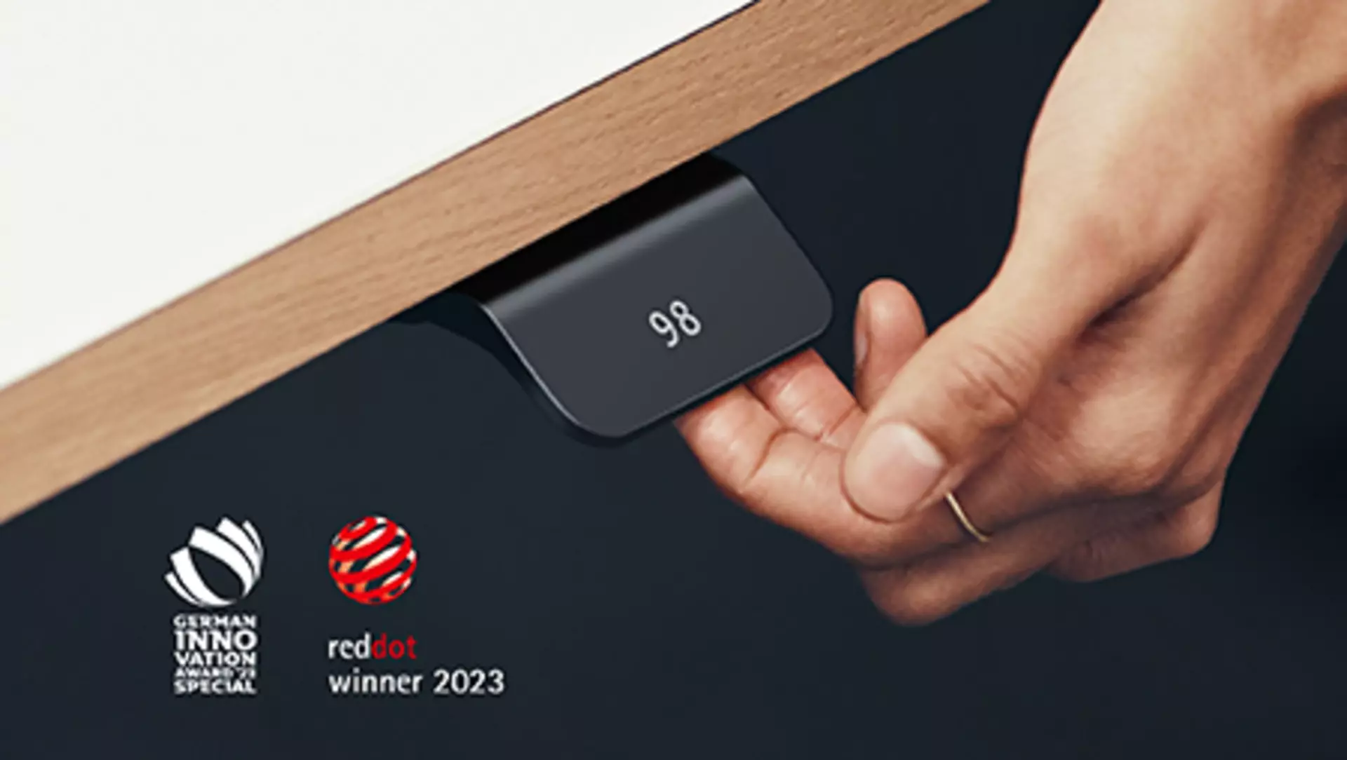 LINAK DPI1K and DPI1C: desk panels with built-in anti-collision desk sensor for standing desks