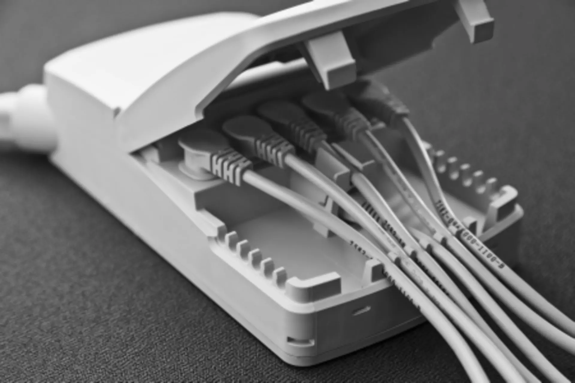 Cable locking