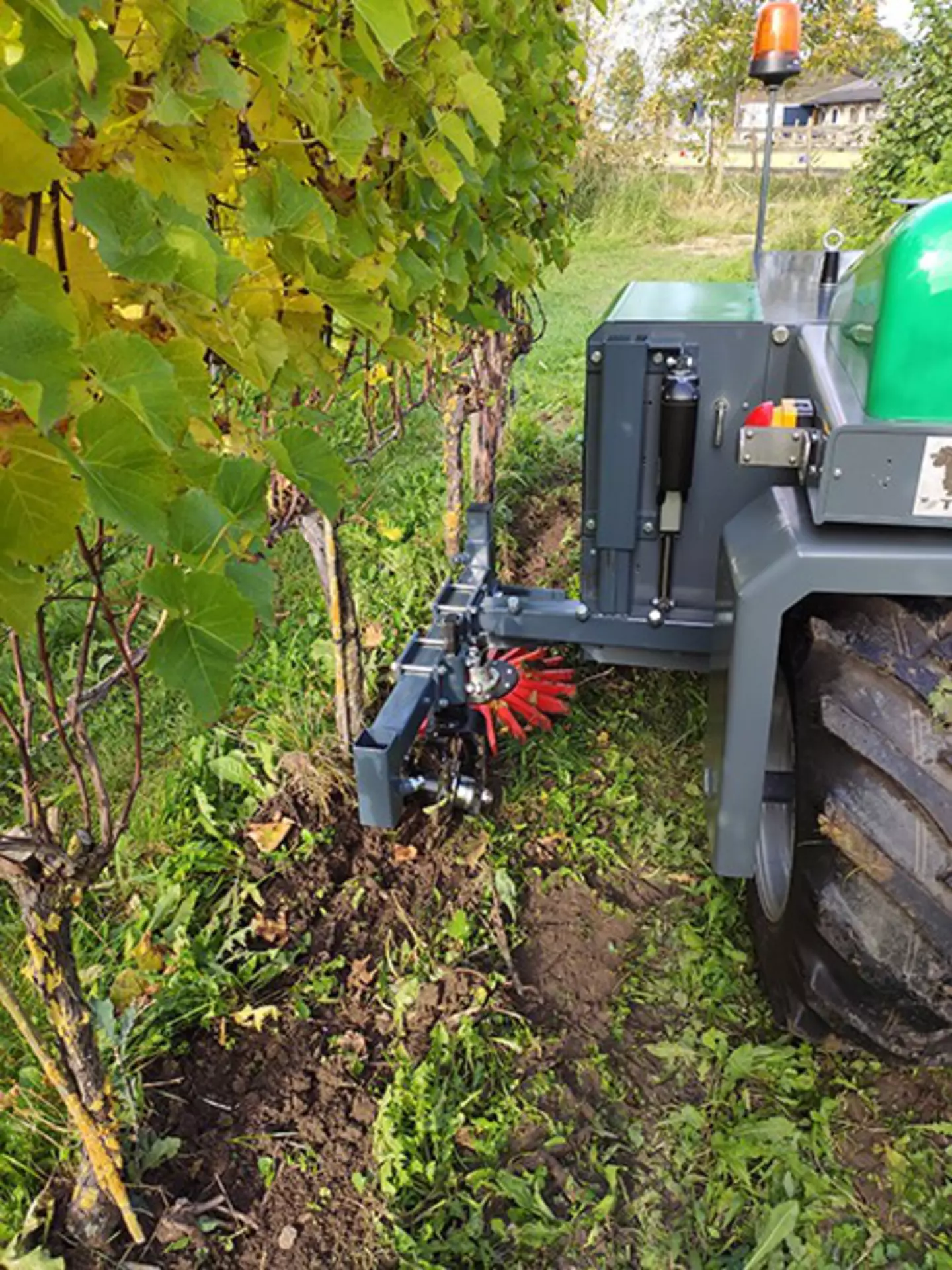 Driverless tractor