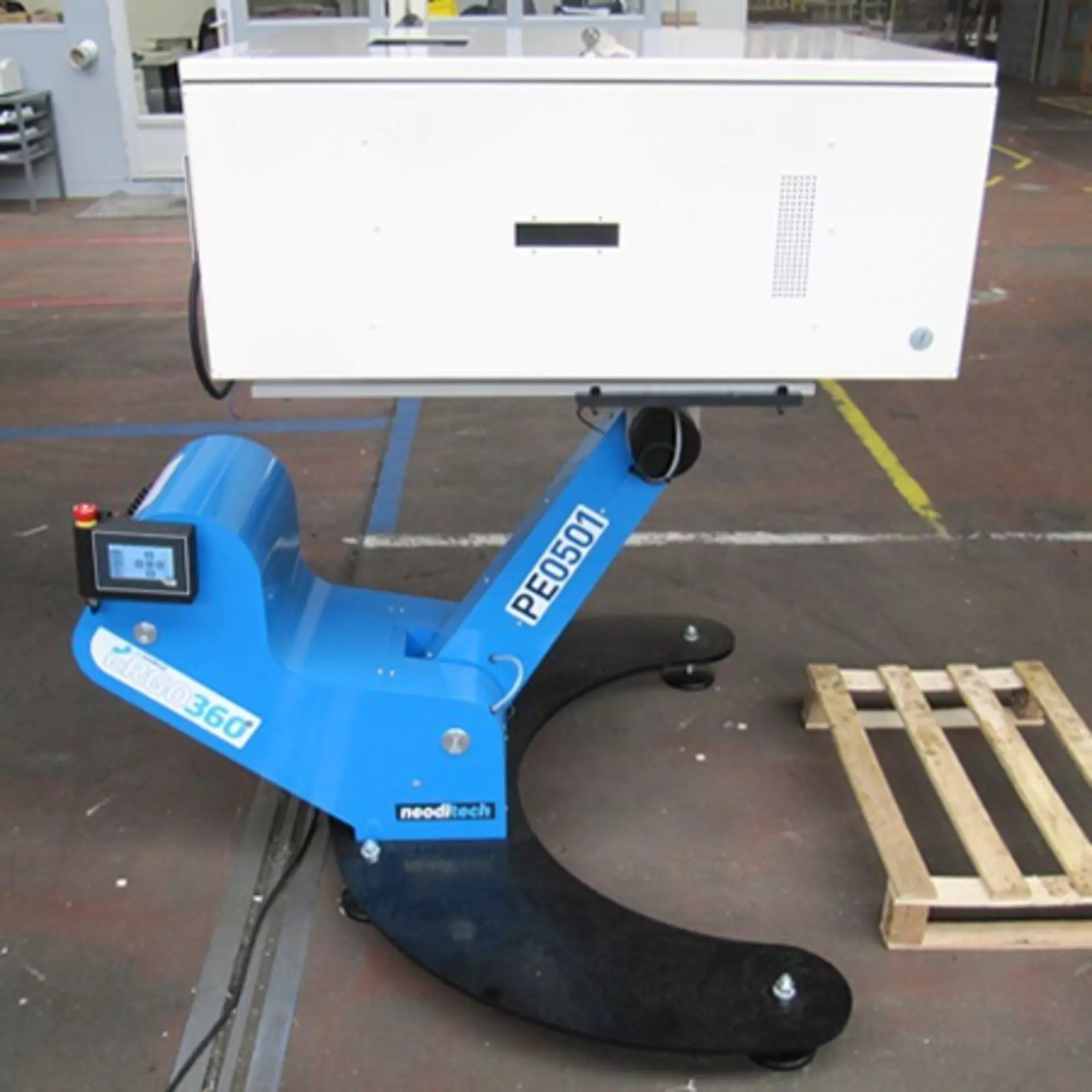 Neoditech developed an ergonomic workstation