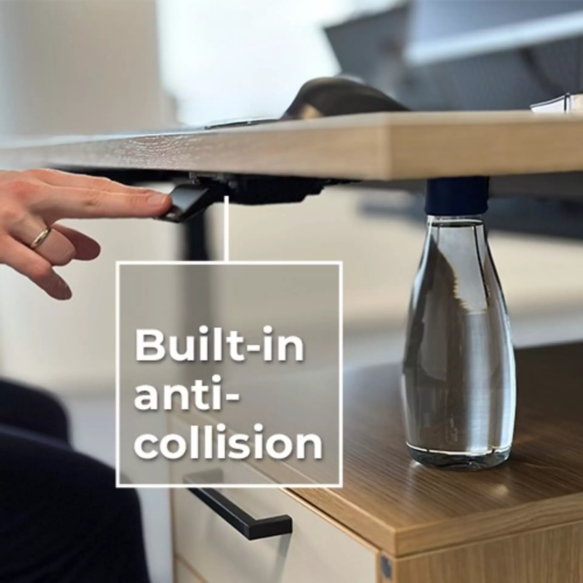 LINAK DPI1K and DPI1C: desk panels with built-in anti-collision desk sensor – protect the sit-stand desk
