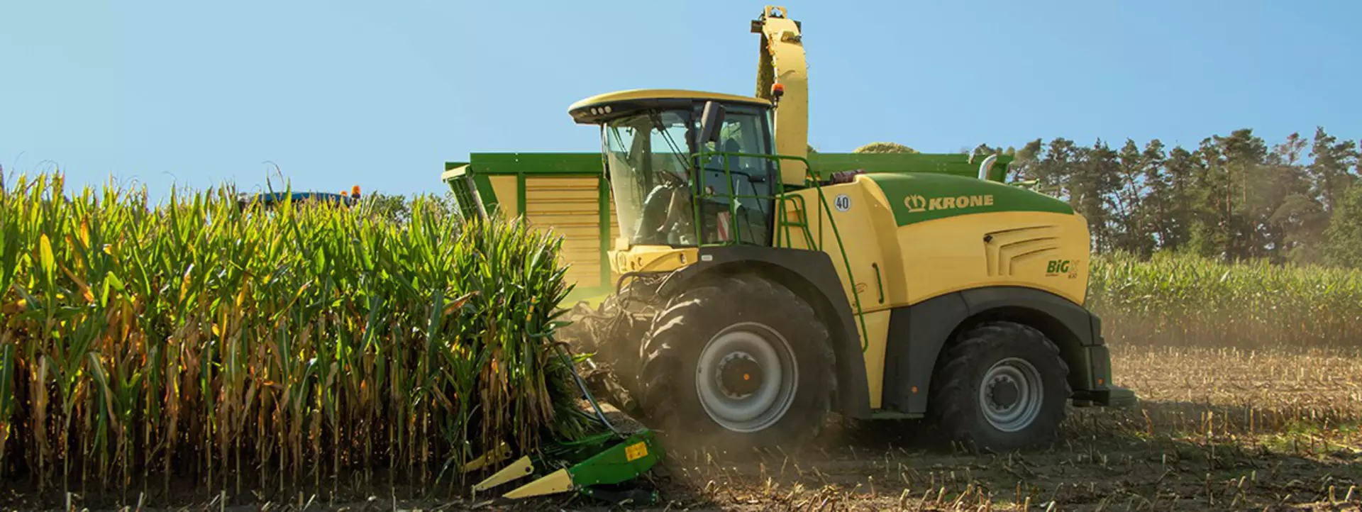 Electric adjustment with linear actuators from LINAK in the Krone forage harvester